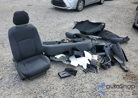 2024 Toyota Corolla Le из США, поврежденный, VIN 5YFB4MDE2RP165481